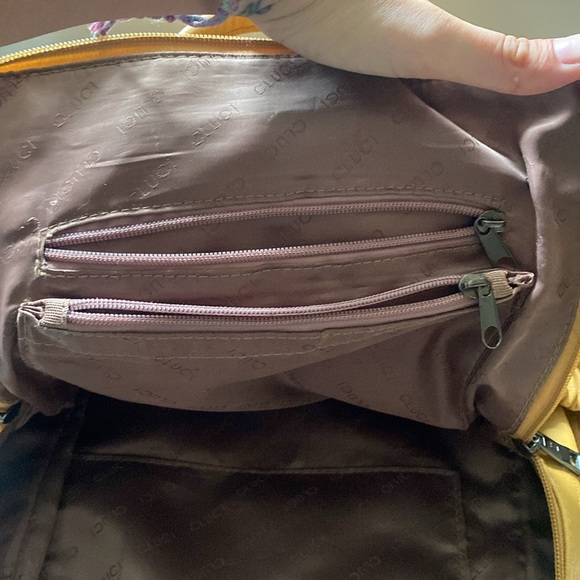 Yellow pleather backpack - Picture 4 of 8